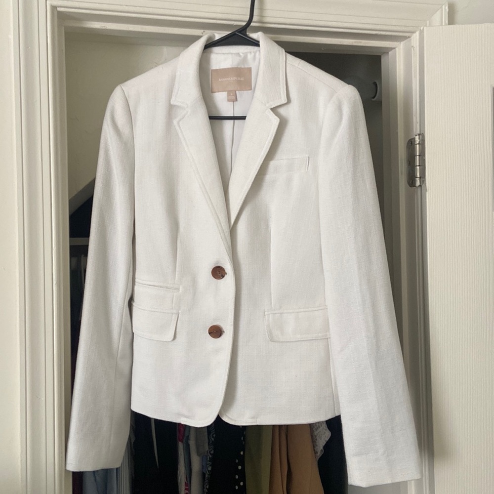Banana republic white blazer